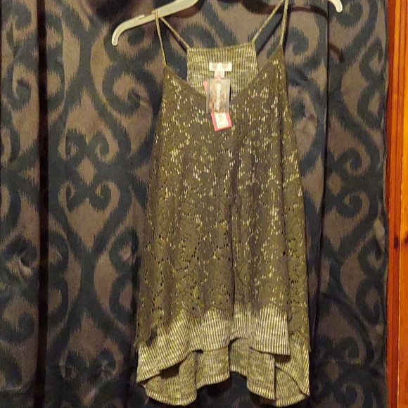 Xhilaration Tops - Top nwt